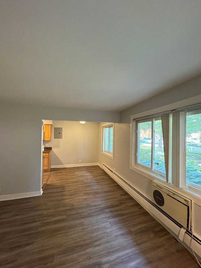 822 Seward St unit 1A, Evanston, IL 60202 - photo 5