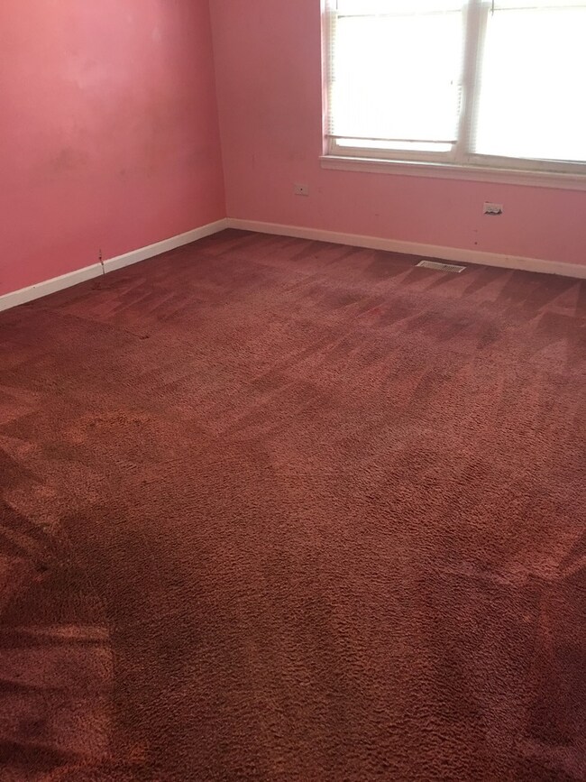 17963 Edwards Ave, Country Club Hills, IL 60478 - photo 3