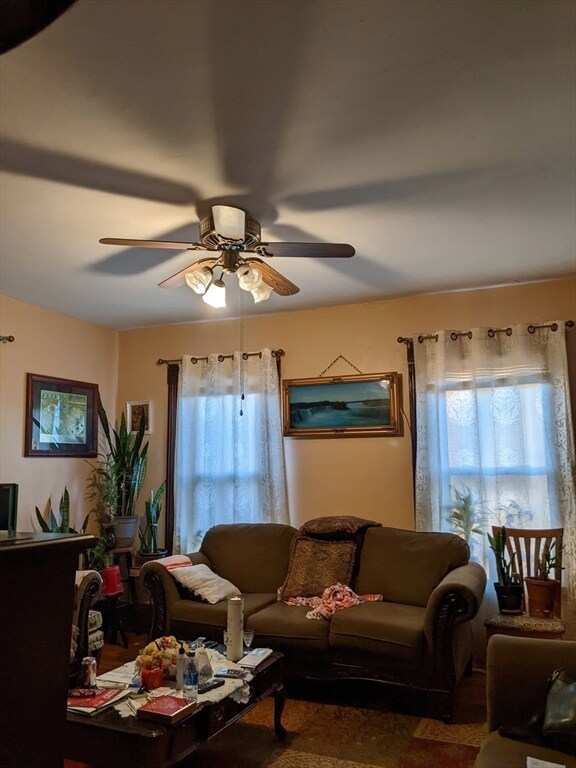 25 Florence St, Worcester, MA 01610 - photo 6