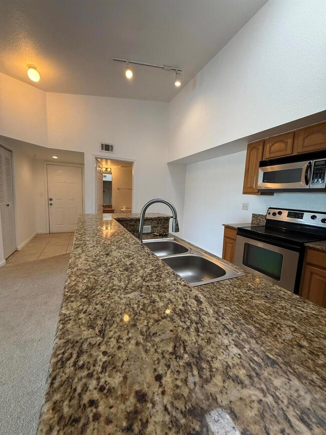 301 SW Palm Dr unit 305, Port Saint Lucie, FL 34986 - photo 5