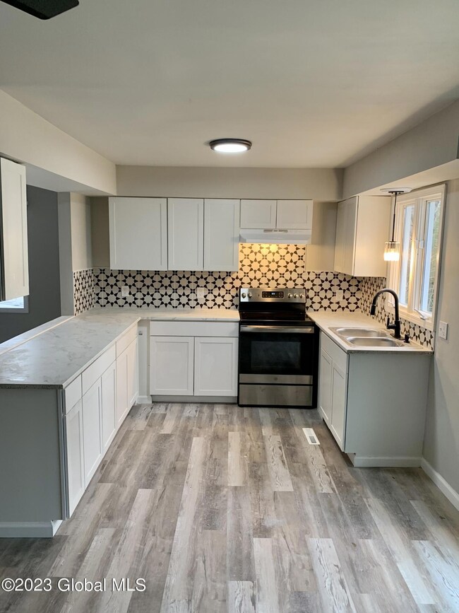 78 Velina Dr, Albany, NY 12203 - photo 3