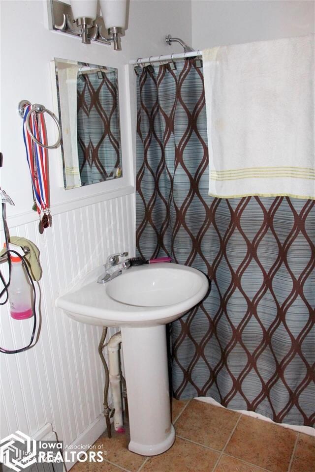 732 S 5th Ave E, Newton, IA 50208 - photo 5