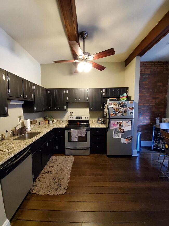 584 S Pearl St unit 586, Columbus, OH 43215 - photo 6