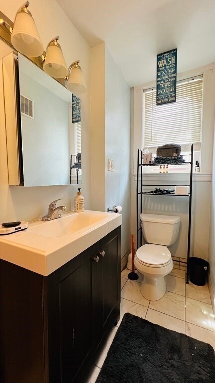 998 Chestnut St, Newton Upper Falls, MA 02464 - photo 5