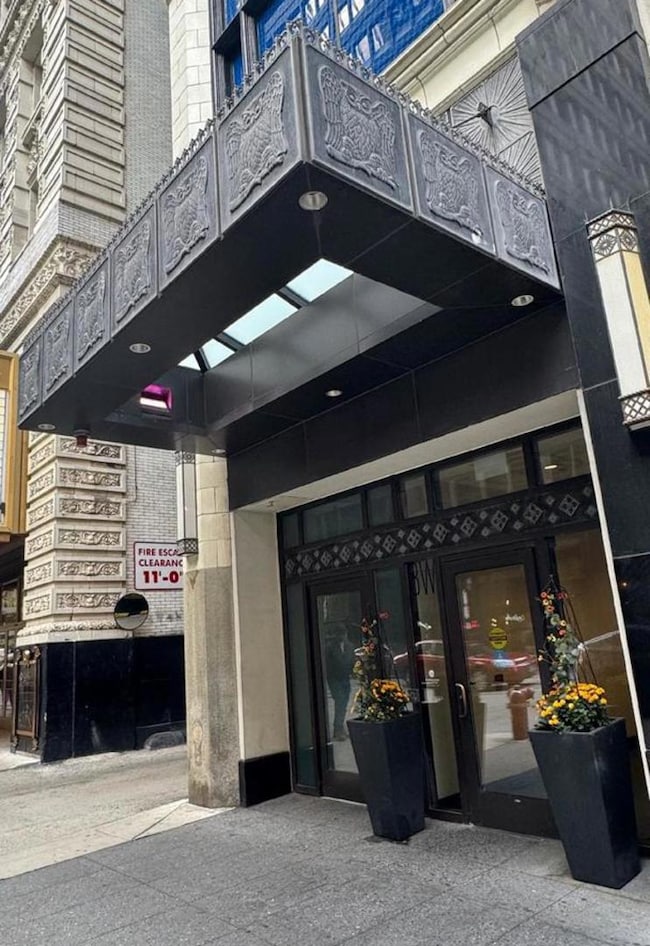 unlisted-address, Chicago, IL 60603 - photo 3