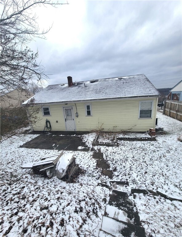 1334 Beverly Rd, McKeesport, PA 15133 - photo 4
