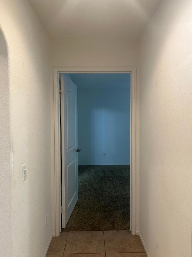 194 Primary Room Entry
