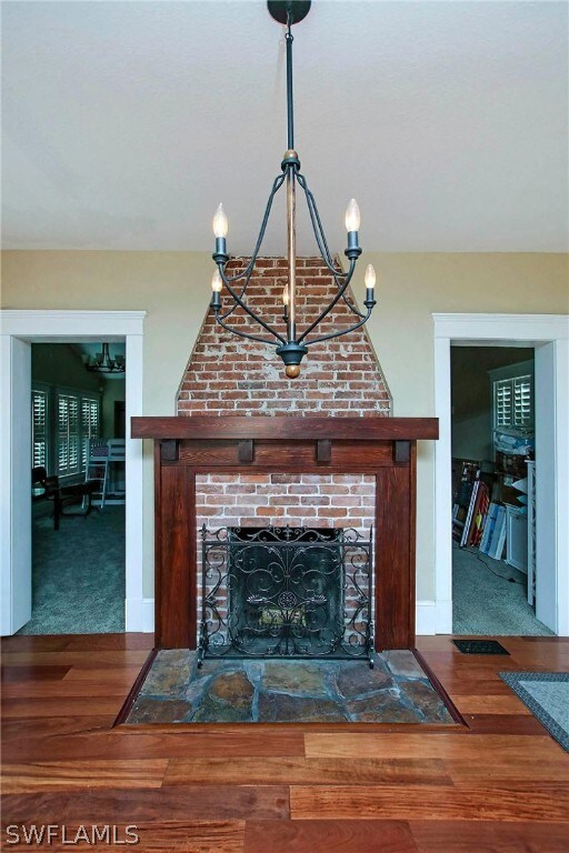ORIGINAL 1921 fireplace