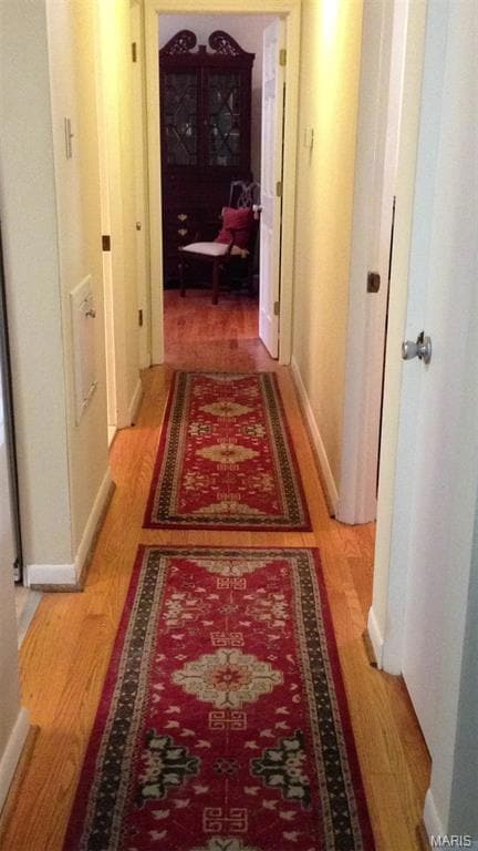 unlisted-address, Saint Louis, MO 63105 - photo 2