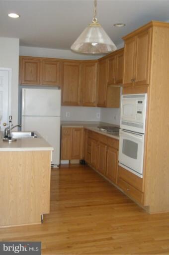 42709 Newcomer Terrace, Chantilly, VA 20152 - photo 7