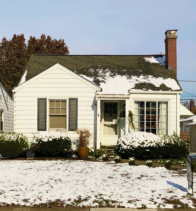 656 E Beechwold Blvd, Columbus, OH 43214 - photo 2