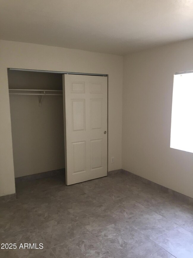 1222 E Mountain View Rd unit 108, Phoenix, AZ 85020 - photo 6