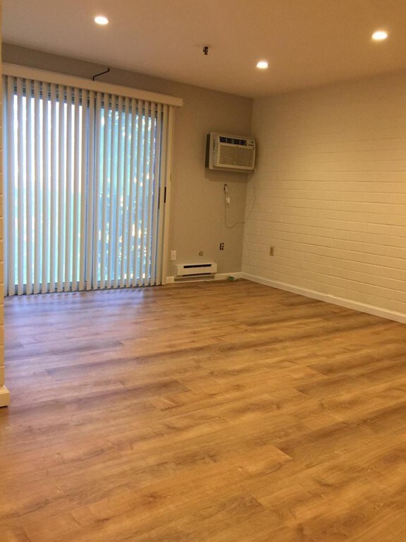 Sagamore Place Condominiums unit 415, Quincy, MA 02171 - photo 3