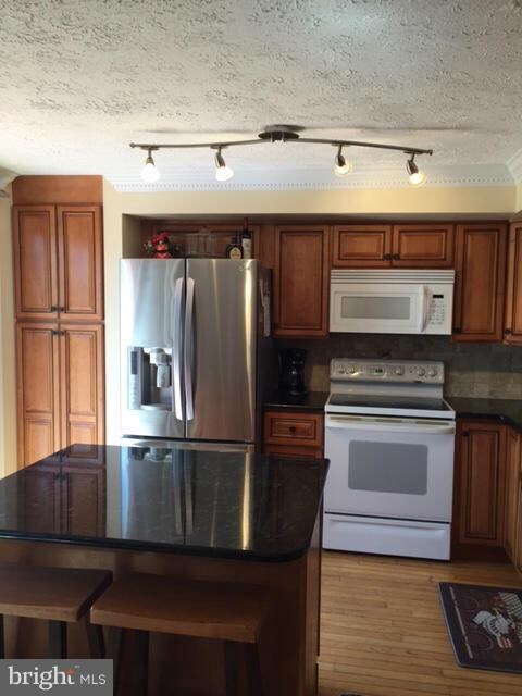 5549 Hecate Ct, Fairfax, VA 22032 - photo 7