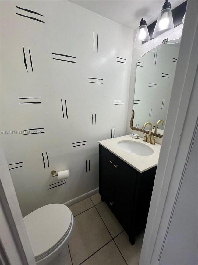 1750 W 56th St unit 211, Hialeah, FL 33012 - photo 6