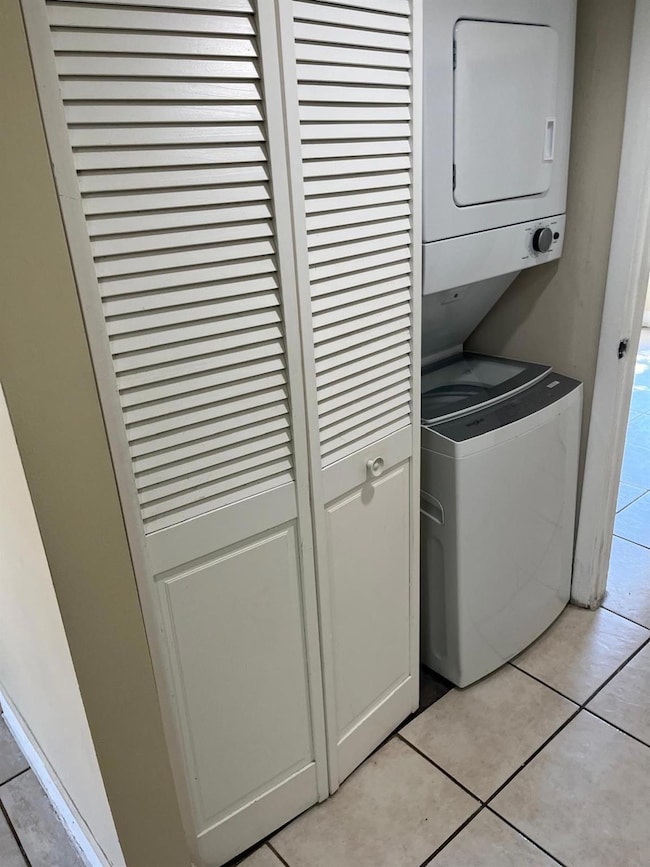 4240 NW 21st St unit 143, Lauderhill, FL 33313 - photo 2