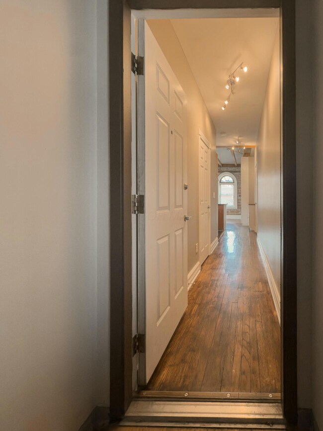 entry door & foyer