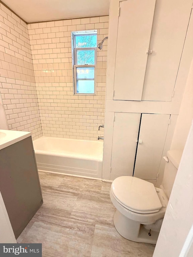 202 E Cumberland Rd, Enola, PA 17025 - photo 5