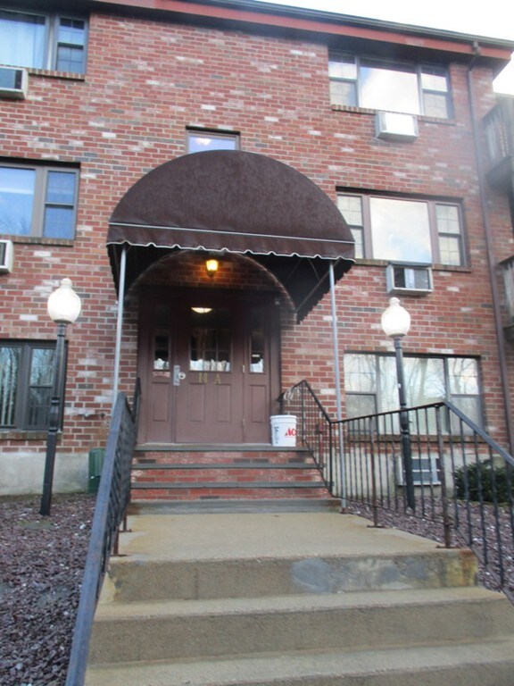 14 Mayberry Dr unit 1, Westborough, MA 01581 - photo 2