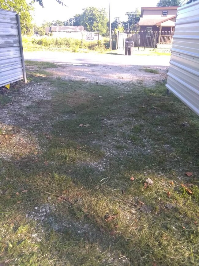 0 Glenn unit 52605932, Houston, TX 77088 - photo 5