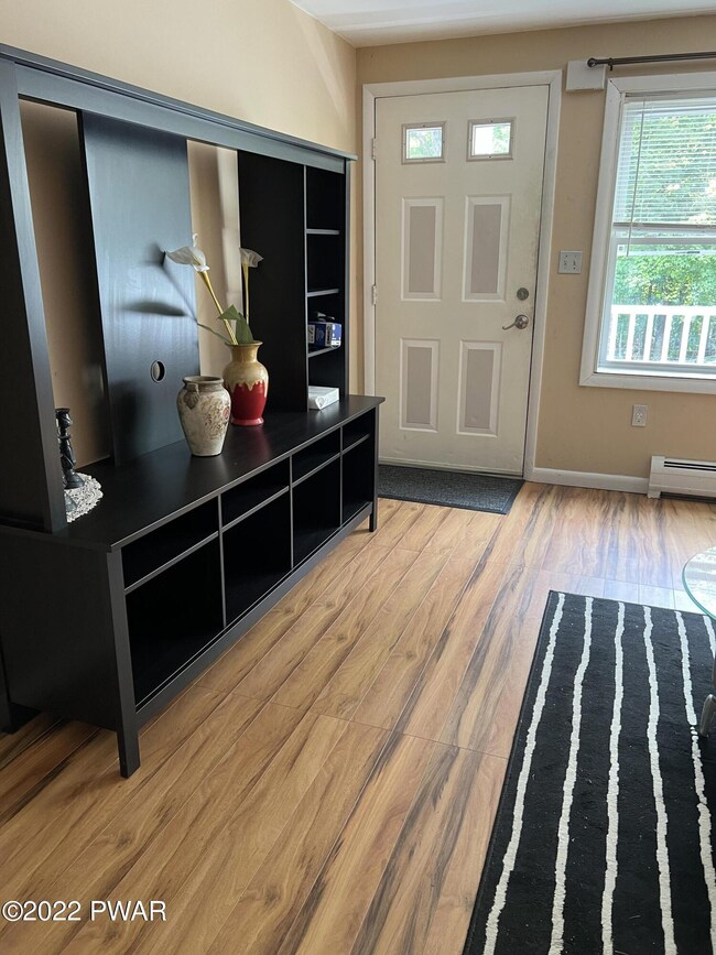 125 Sawkill Dr, Milford, PA 18337 - photo 4