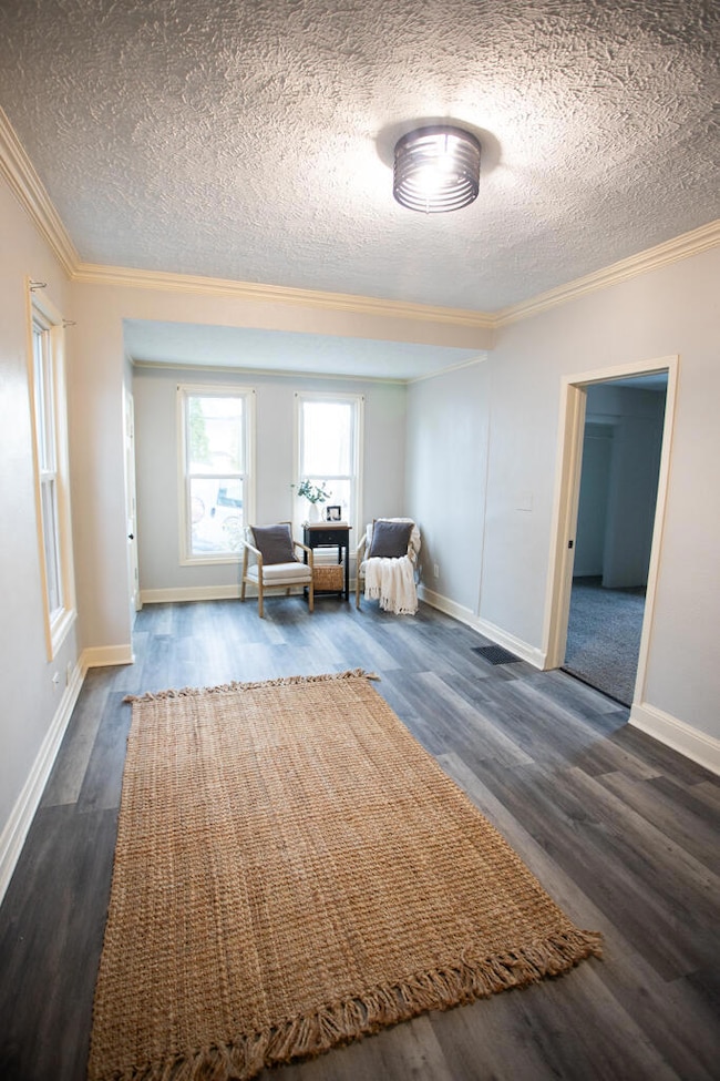 639 Curve St SW, Grand Rapids, MI 49503 - photo 7