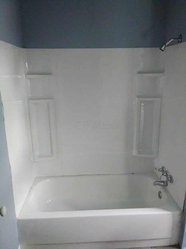 Bathroom2