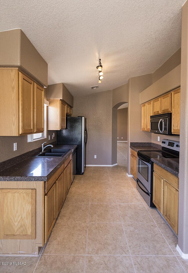 Silverbell_Kitchen1