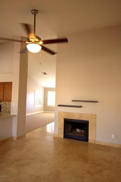 fireplace_3417