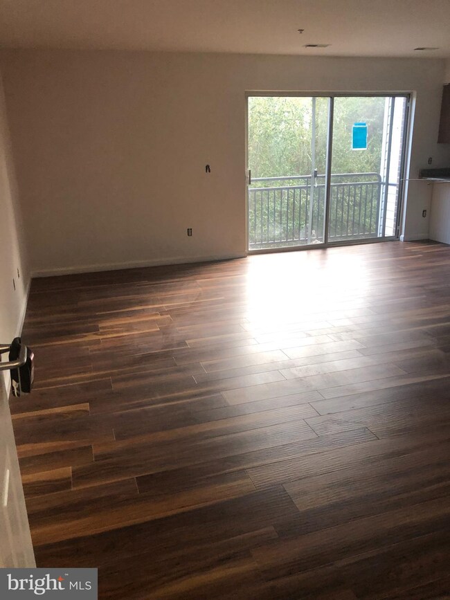 936 Bay Ridge Ave unit 205, Annapolis, MD 21403 - photo 6