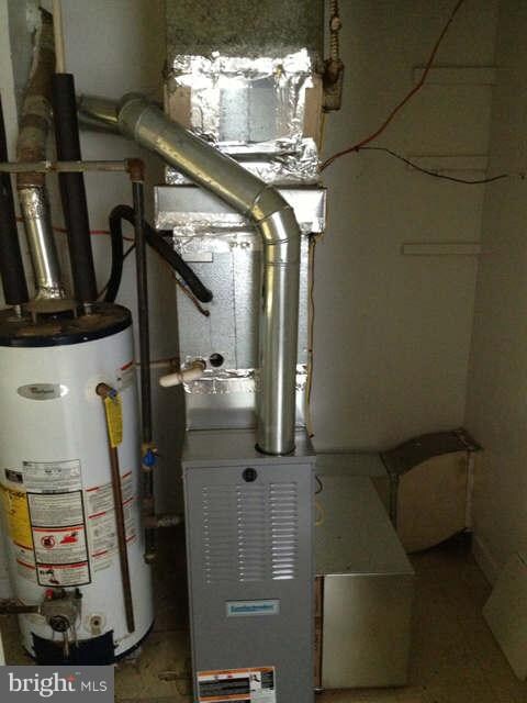 250 56th St NE, Washington, DC 20019 - photo 5