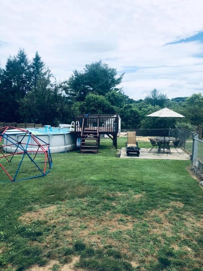 6FD5529E-F68D-4A12-9EDE-C0B3F43BD027