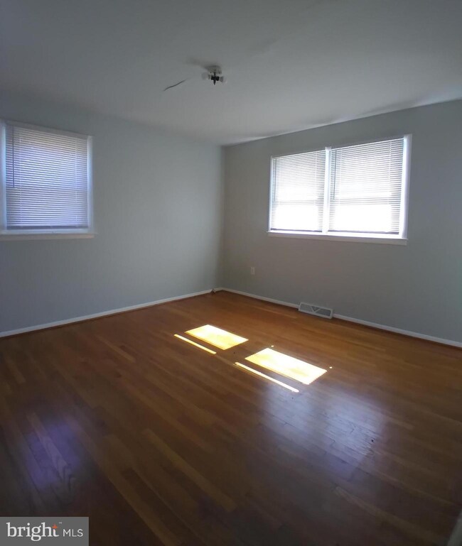 31 Bradbury Rd, Owings Mills, MD 21117 - photo 5