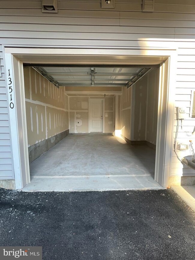 13510 Innovation Station Loop unit 3A, Herndon, VA 20171 - photo 4