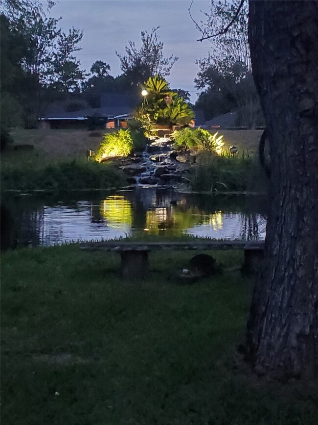 11656 Friendship Ln, Conroe, TX 77385 - photo 2