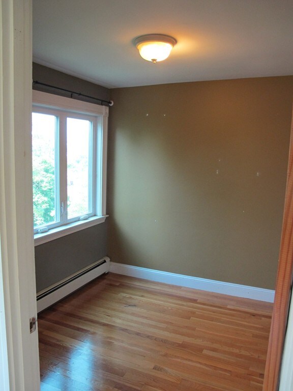 82 Munroe St unit 12, Somerville, MA 02143 - photo 5