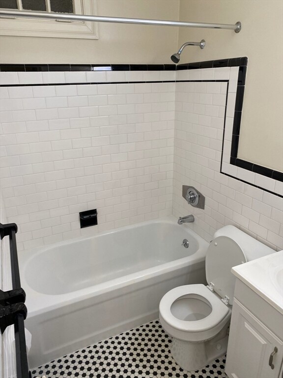 4 Columbian St unit 10, South Weymouth, MA 02190 - photo 7