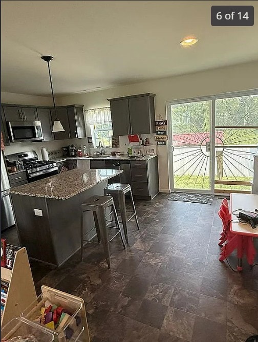 9 Stonewall Cir, Poughkeepsie, NY 12603 - photo 2