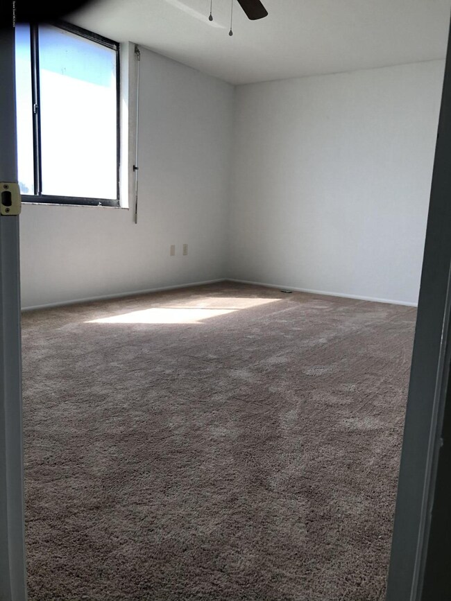 Guest Bedroom southwest corner