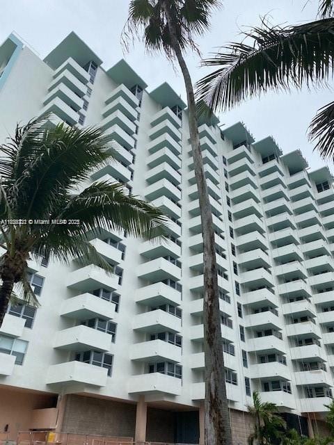 2899 Collins Ave unit 1002, Miami Beach, FL 33140 - photo 3