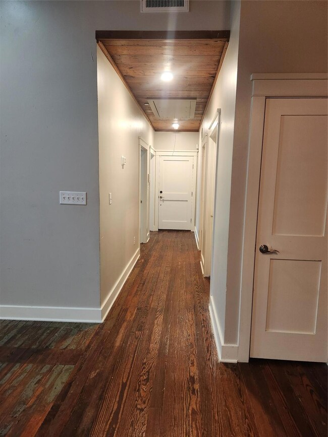 200 W Knox St unit 202, Ennis, TX 75119 - photo 5