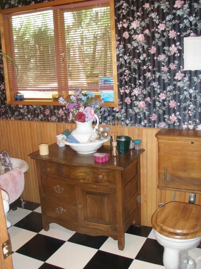 59021 Lumpy Ln E, Enumclaw, WA 98022 - photo 6