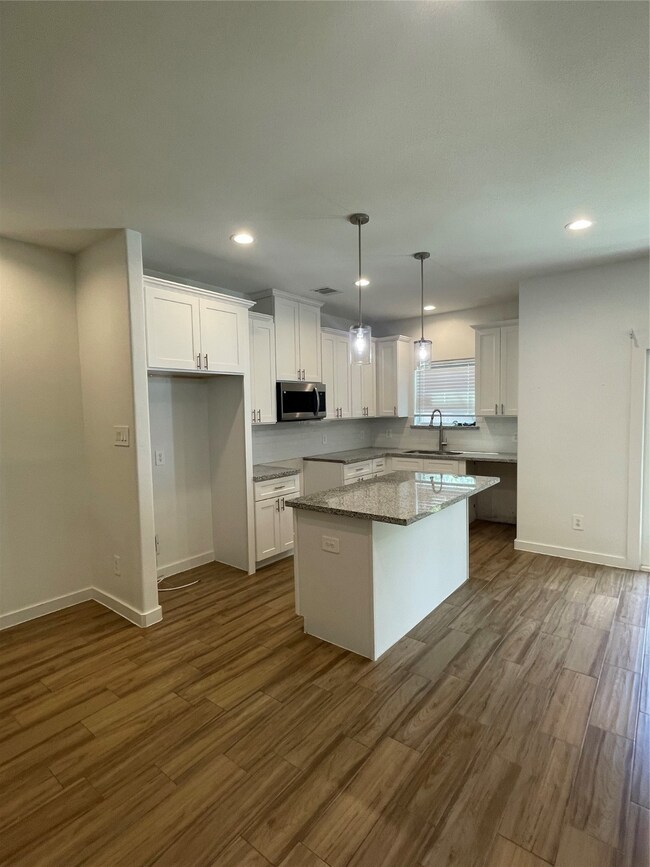 5314 Longmeadow St unit A, Houston, TX 77033 - photo 6