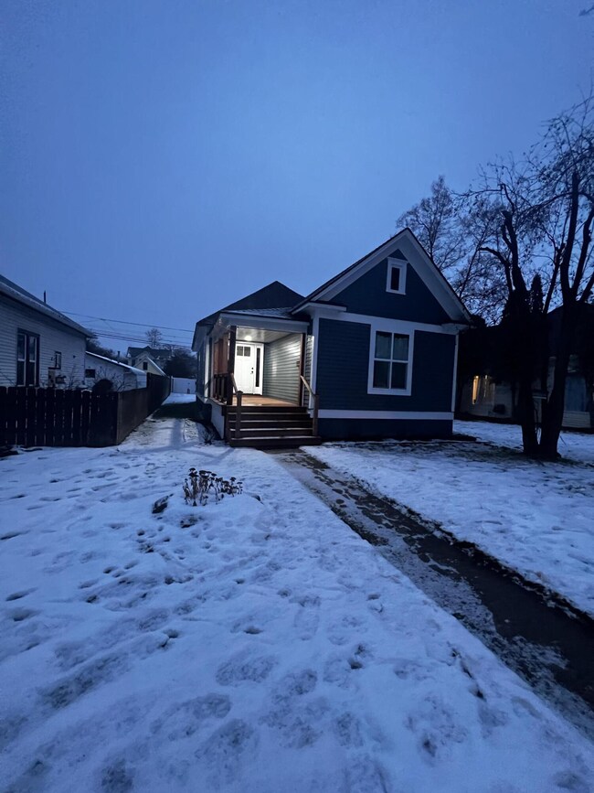 630 3rd Ave E, Kalispell, MT 59901 - photo 3