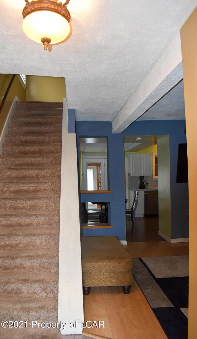 374 Horton St, Wilkes Barre, PA 18702 - photo 7