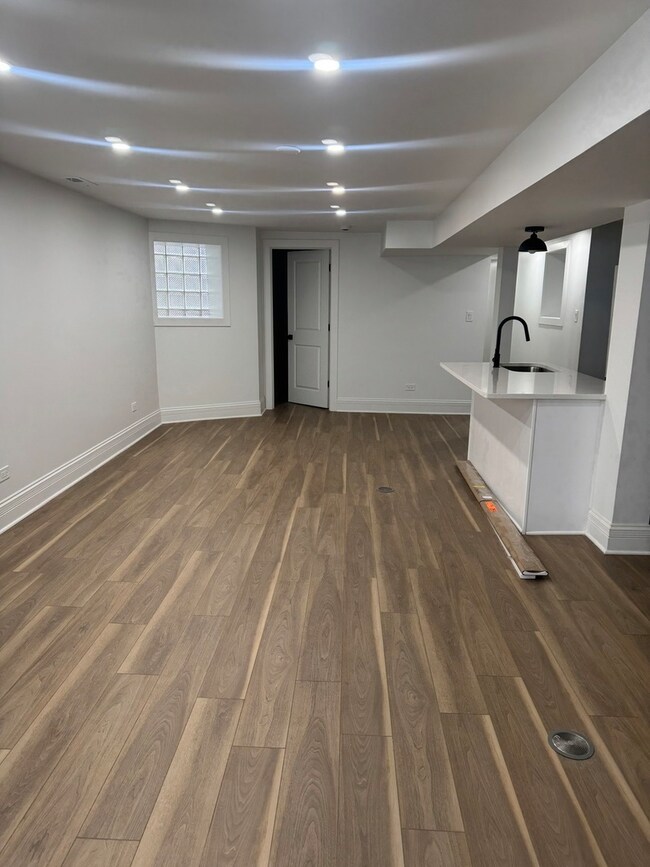 6617 S Minerva Ave unit G, Chicago, IL 60637 - photo 5