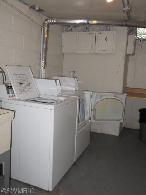 721 Pinckney Ct NW unit D, Comstock Park, MI 49321 - photo 6