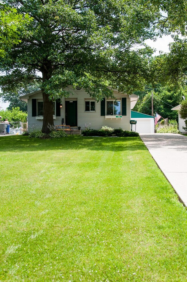 4568 Glenmawr Ave, Columbus, OH 43224 - photo 5