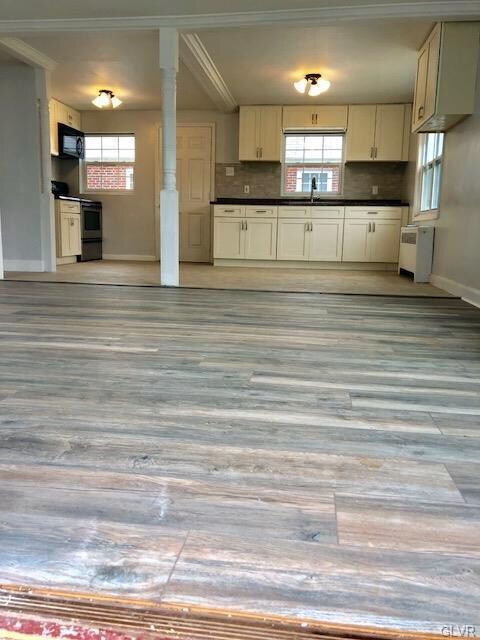 2236 W Greenleaf St, Allentown, PA 18104 - photo 3