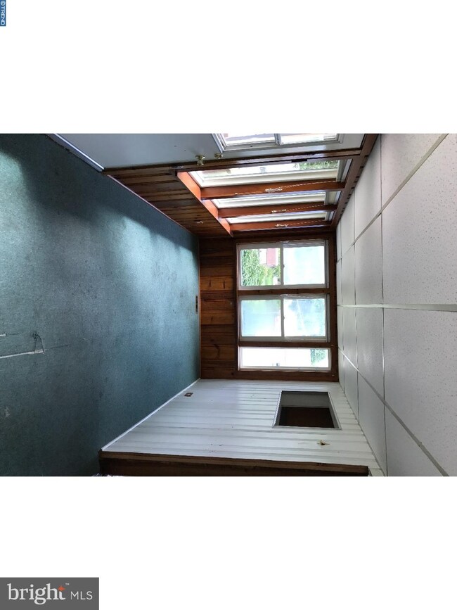 1524 Queen St, Reading, PA 19605 - photo 6